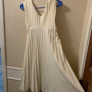SALE!Marilyn Monroe pleated white retro glam dress